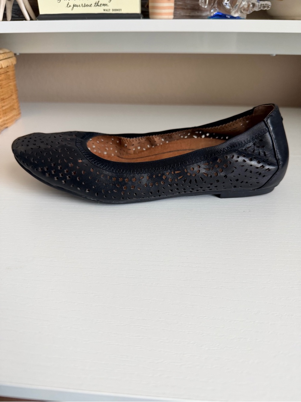 Vionic Robyn Black Ballet Flat Wide Width